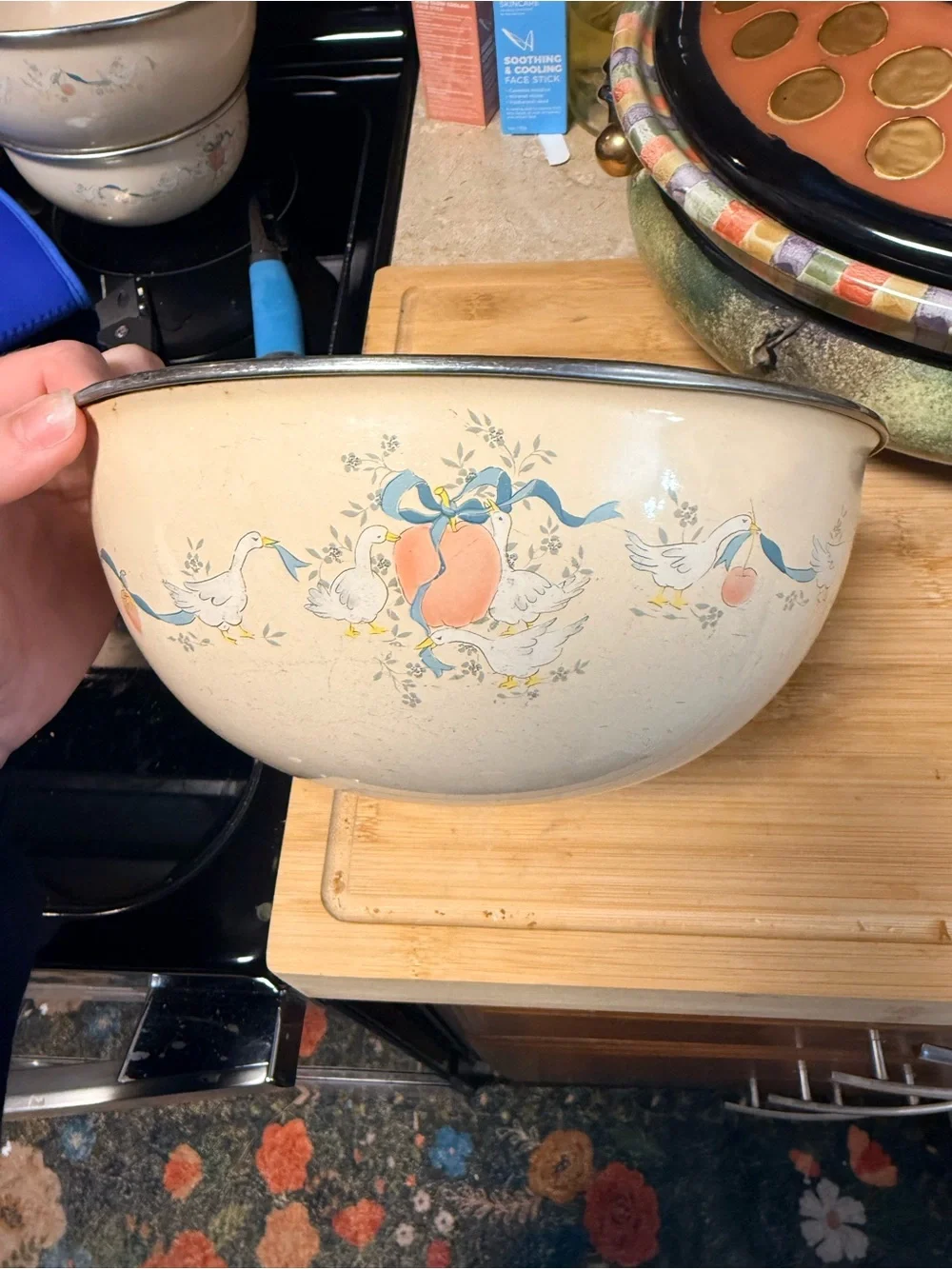 Vintage Cream Ceramic Mixing Bowl with Duck and Ribbon Motif